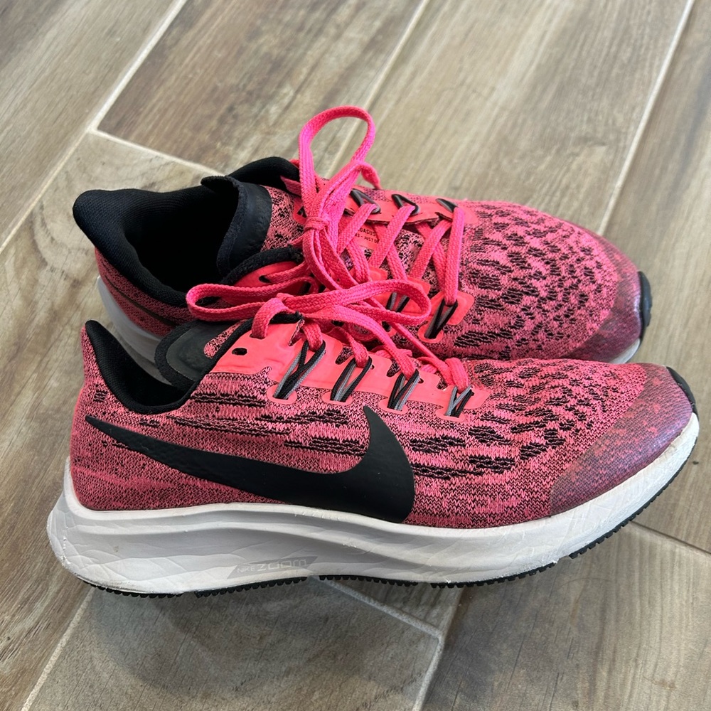 Nike zoom Pegasus 36 pink black running shoes youth 4.5 Y athletic sneakers
